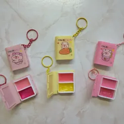 Bálsamos en forma de libro 