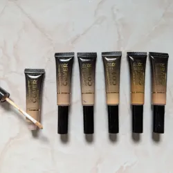 Corrector de ojeras líquido 