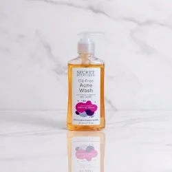 Limpiador facial auxiliar en el tratamiento del acné (Piel Grasa) 221 ml