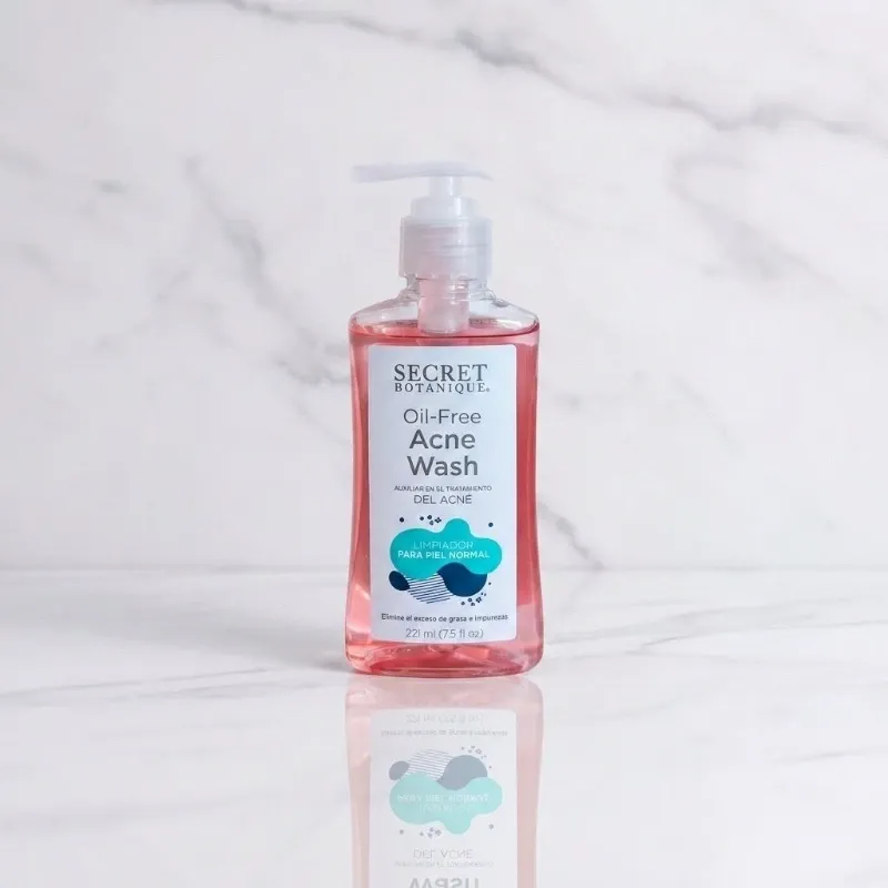 Limpiador facial auxiliar en el tratamiento del acné (Piel Normal) 221 ml