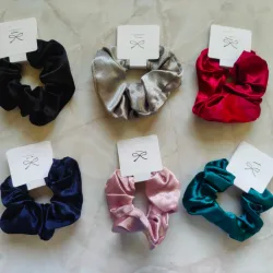 Scrunchies de satín