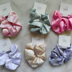 Scrunchies de satín
