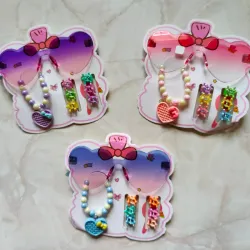 Set de gafas, pellizcos y pulsera para niñas