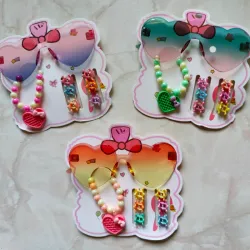 Set de gafas, pellizcos y pulsera para niñas