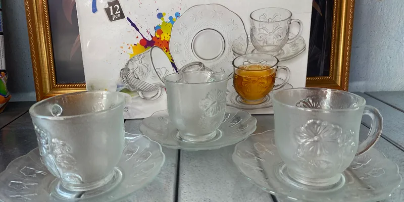 Tasas de cristal de café