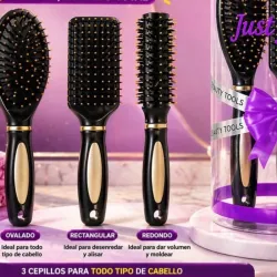 Set de tres cepillos para cabello