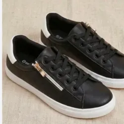 Tenis