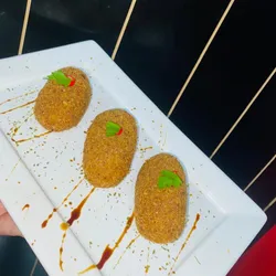 CROQUETAS DE JAMÓN SERRANO