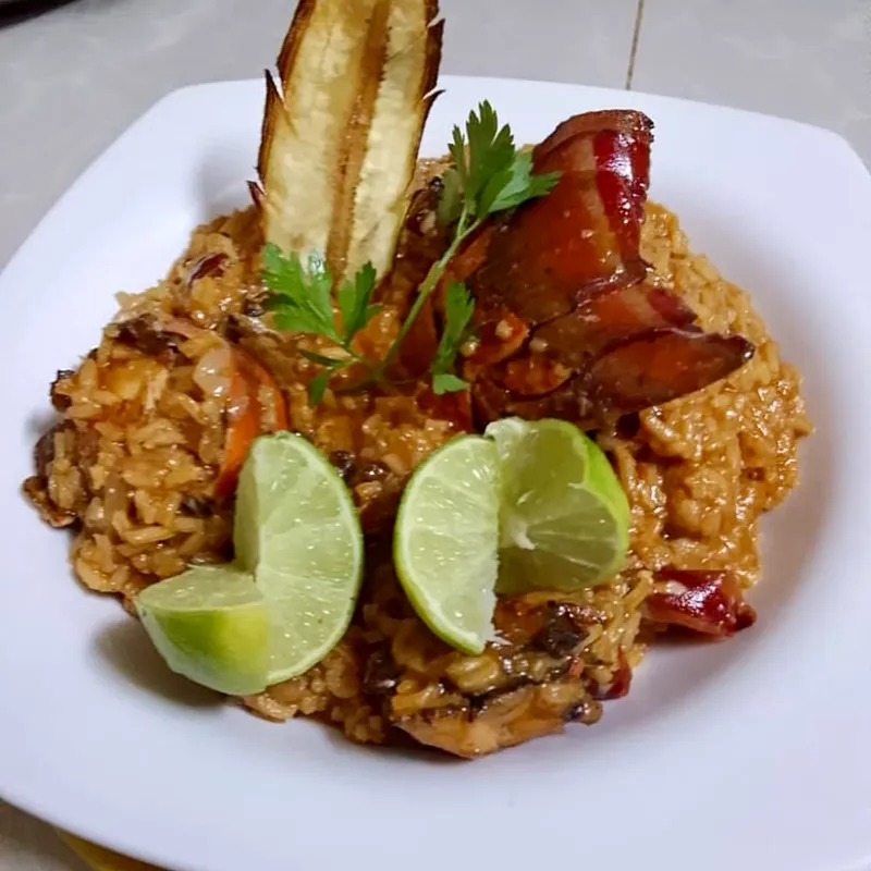 Paella de mariscos 