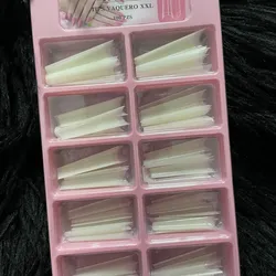 Caja de uñas coffin naturales