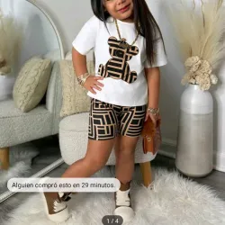 Conjunto de niña