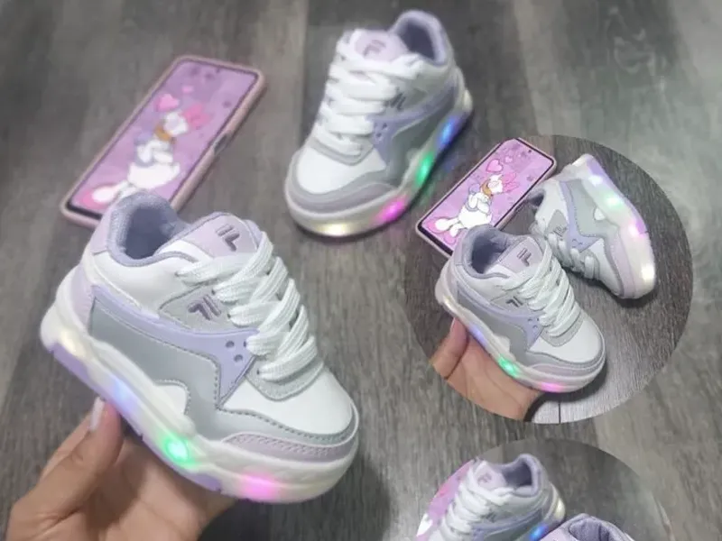 Zapatos de niñas y niños 