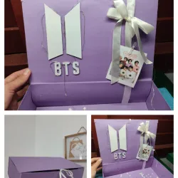 Cajas de colores con luces cálidas
