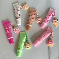 Brillo de labios con color