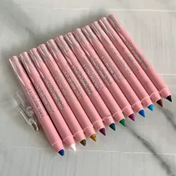 Lápiz delineador de ojos