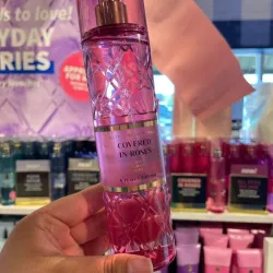 Colonia Covered in Roses