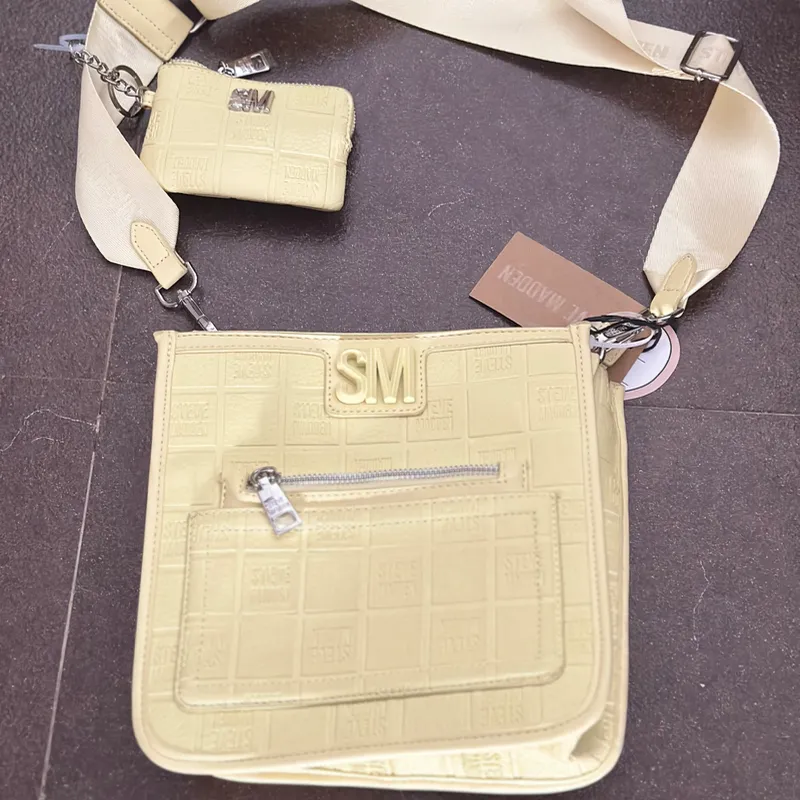 Carteras Steve Madden