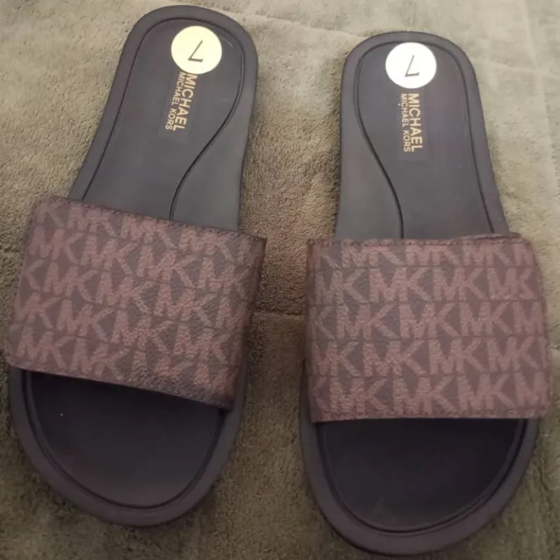 Chancletas Michael Kors 