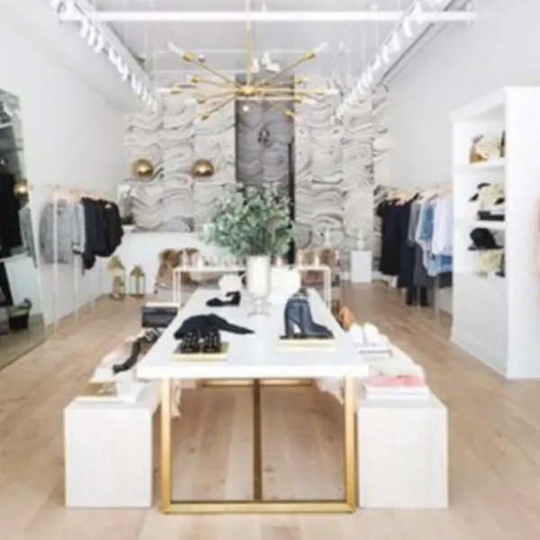 Somos una tienda q se especializa en vender ropa de mujer y de hombre y muchos más accesorios, todo es 100% ORIGINAL y exclusivo…. Entre a nuestro catálogo q no se arrepentirá, siempre será un placer atenderlos …
