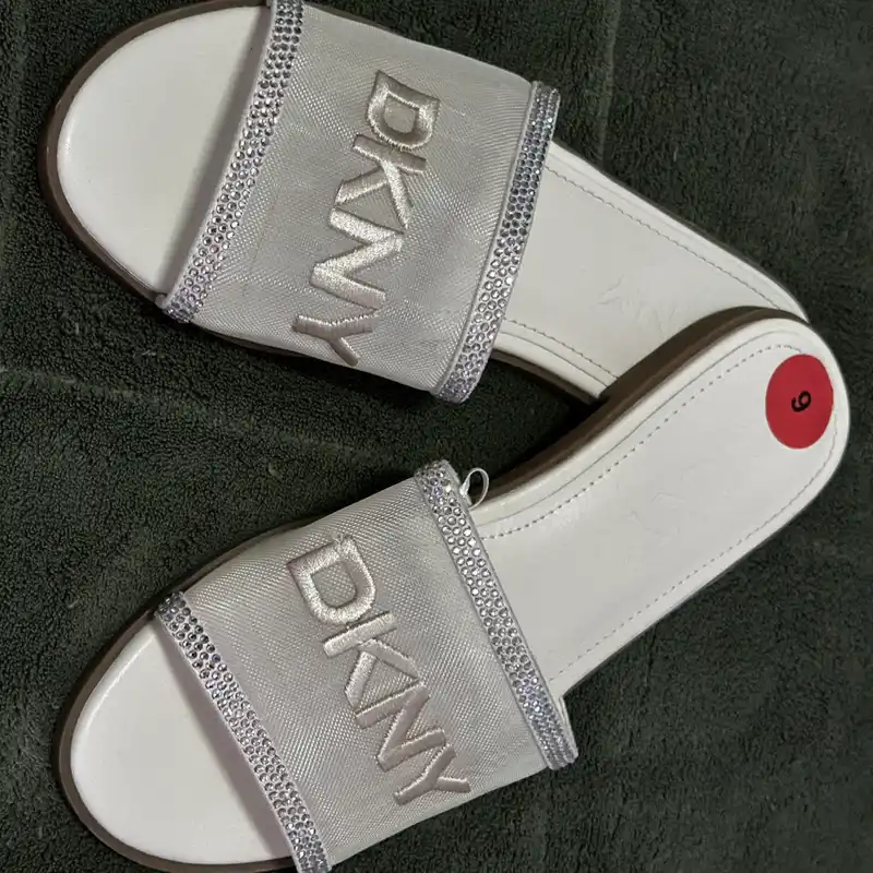 Sandalias DKNY 