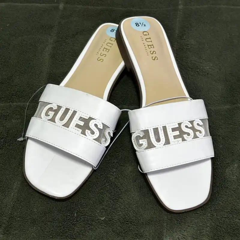 Sandalias Guess