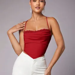 Top de camisola sexy de encaje rojo con tiras cruzadas