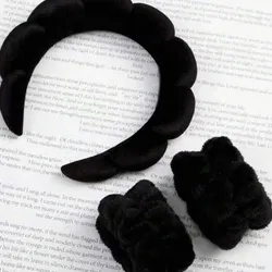 Set de diadema y muñequeras negro