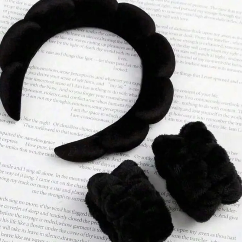 Set de diadema y muñequeras negro