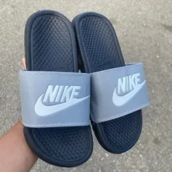 Chancletas Nike