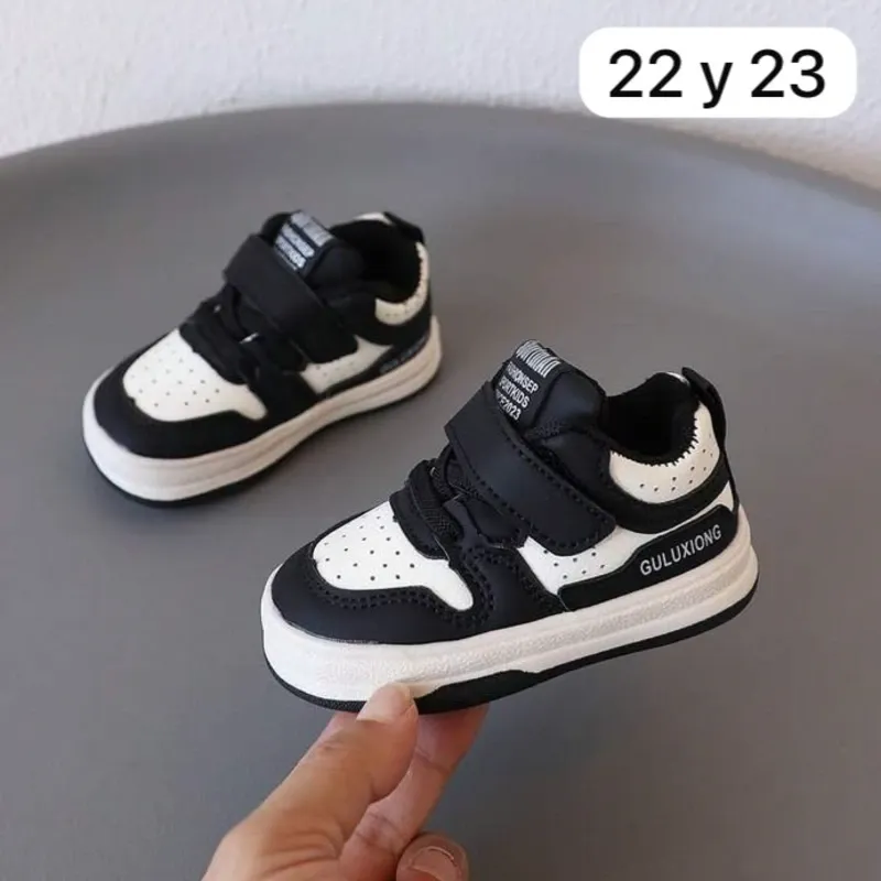Zapatos para niñas y niños