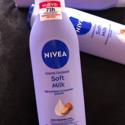 Crema De ácido hialurónico y manteca karite