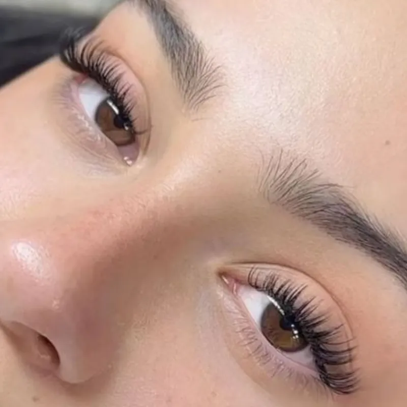 Eyelash Extensions (Pelo a Pelo)