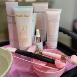 Limpieza facial con productos Mary Kay🩷