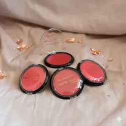 Blush en polvo compacto