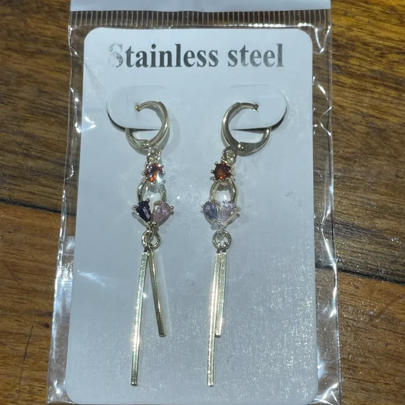 Aretes colgantes 