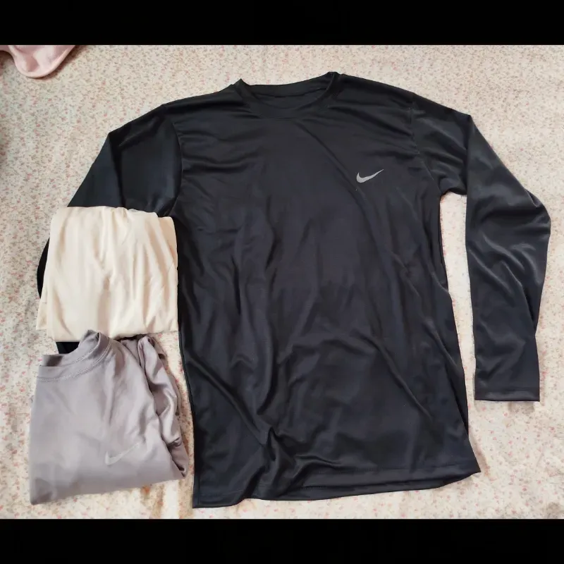 Enguatada de hombre marca NIKE