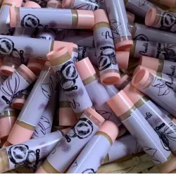 🌺Balsamo Labial Cacao-Coco , con aceite esencial de fresas 🍓 🌺