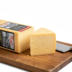 Corte de Queso Gouda Americano PRAIRIE FARMS (1 kg)