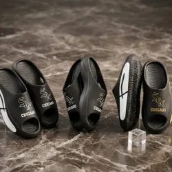 Chancletas de hombre.