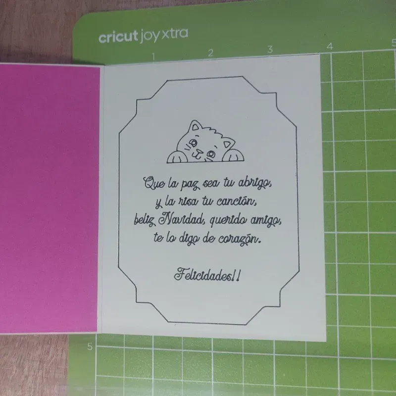 🎄 Tarjeta "Adornos Clásicos"