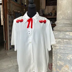 Blusa cerezas