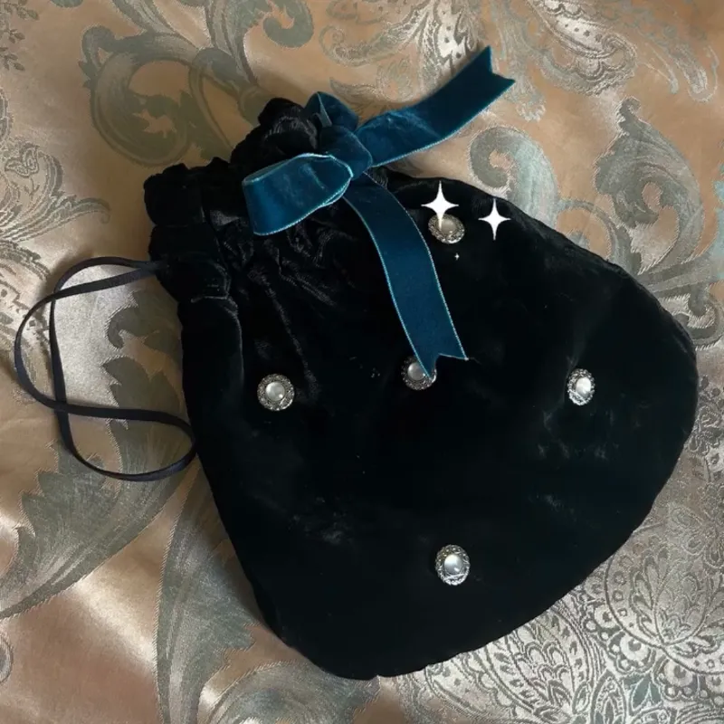 Bolsito de terciopelo vintage