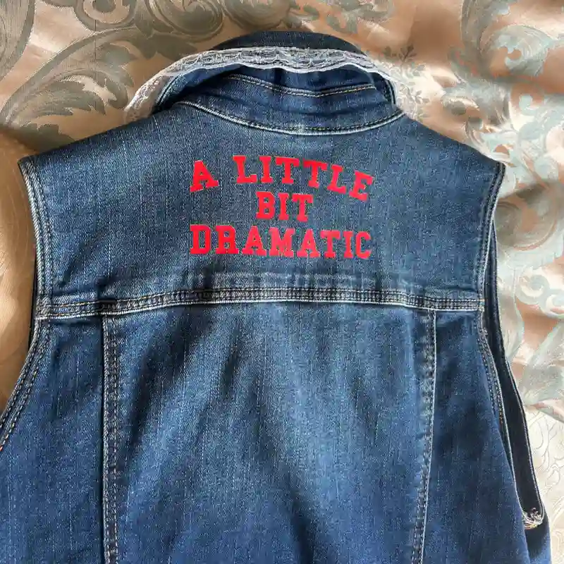 Chaleco a bit dramatic