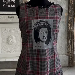 Vestido de cuadros God save the queen