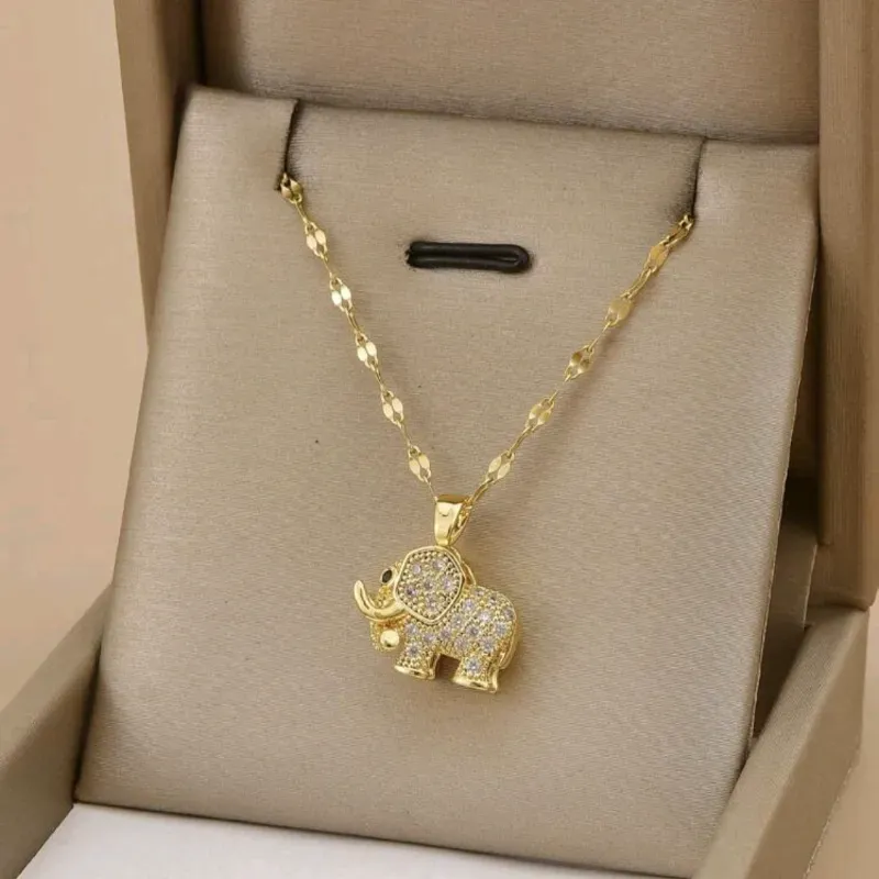 Collar con dije de elefante