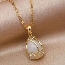 Collar con dije de tulipan