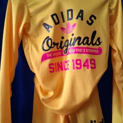 Conjunto short/ pulover manga larga 