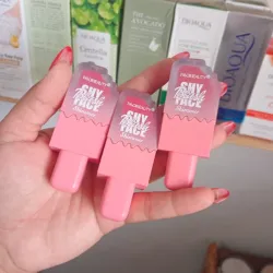 Blush líquido