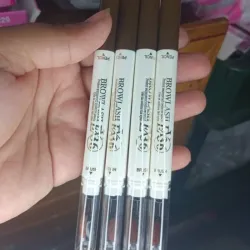 Lapiz de cejas