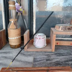 Portaincienso de madera